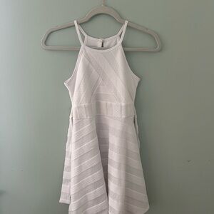 Iris & Ivy White Sleeveless Dress